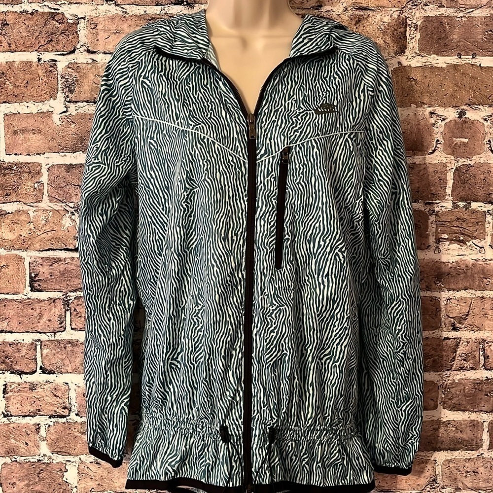 Nike Jacket- Lightweight Fashionable Hoodie Jacket‎ - Picture 11 of 12